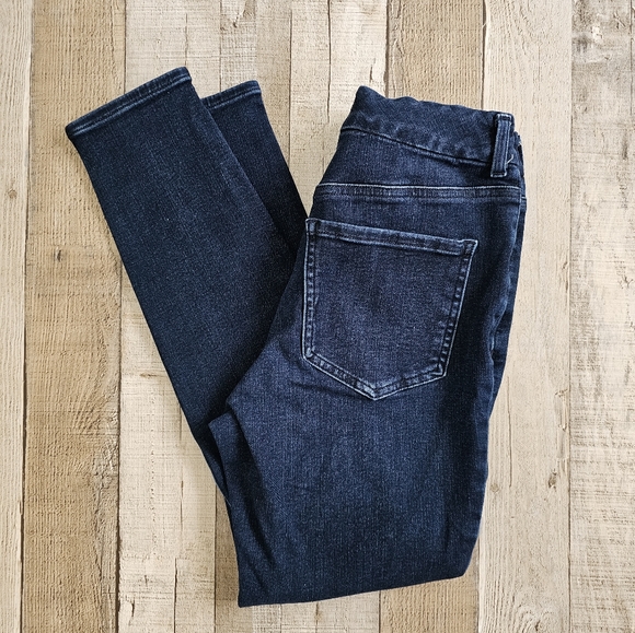 Express Jeans - Picture 2 of 3